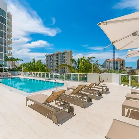 Villa 7Th Fl, Modern, Pool, Gym.